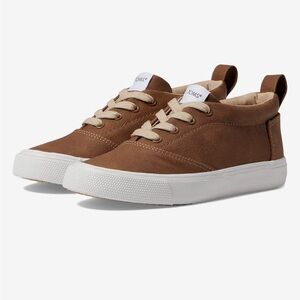 Tom’s Boys brown dress shoes, size 3